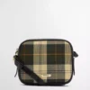 Geantă crossbody Daphne Tartan