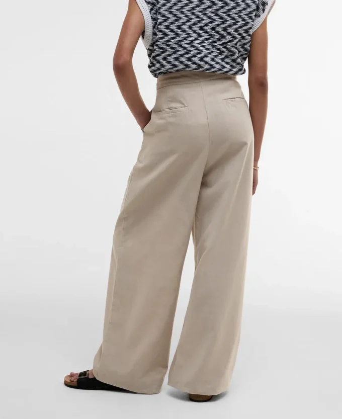 Pantaloni Lucy cu croi larg